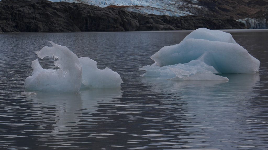 Iceberg droit devant !