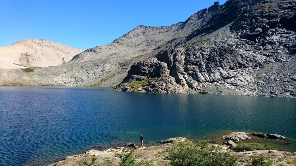 L'eau du lac est très fraîche