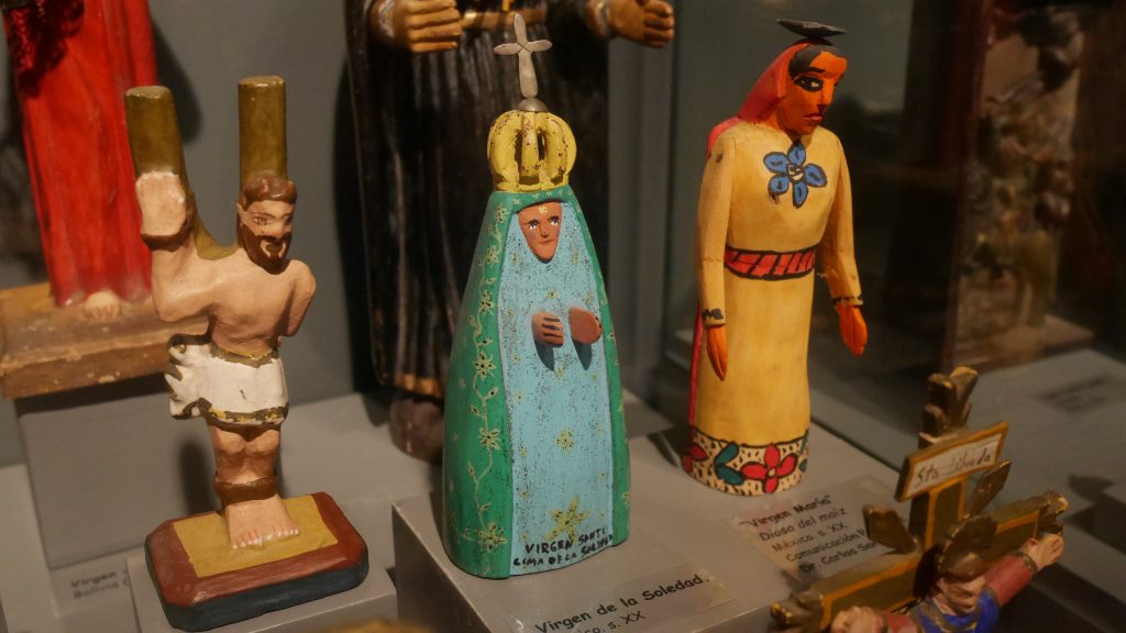 Vierge déesse du maïs et croix-cactus