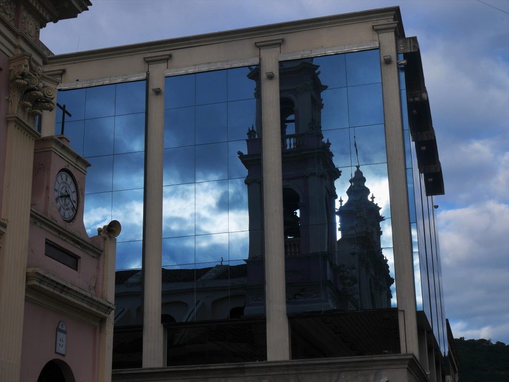 Reflet de la cathédrale