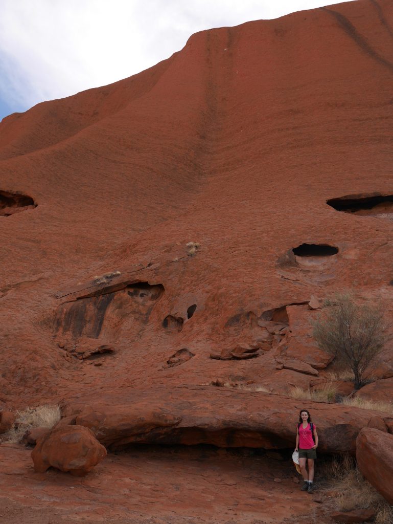 Irène face à Uluru