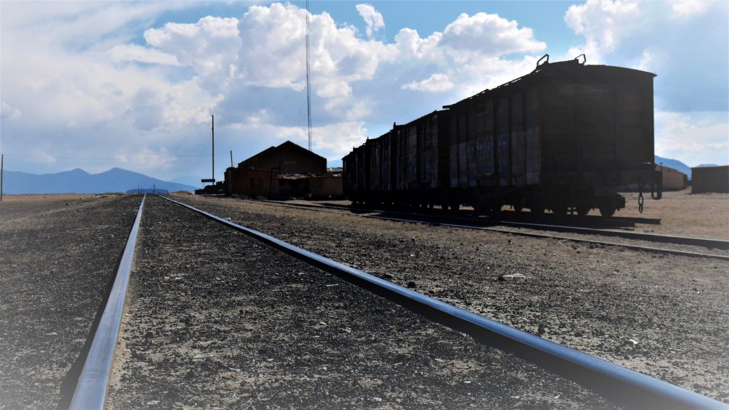 Dans le village presque désert