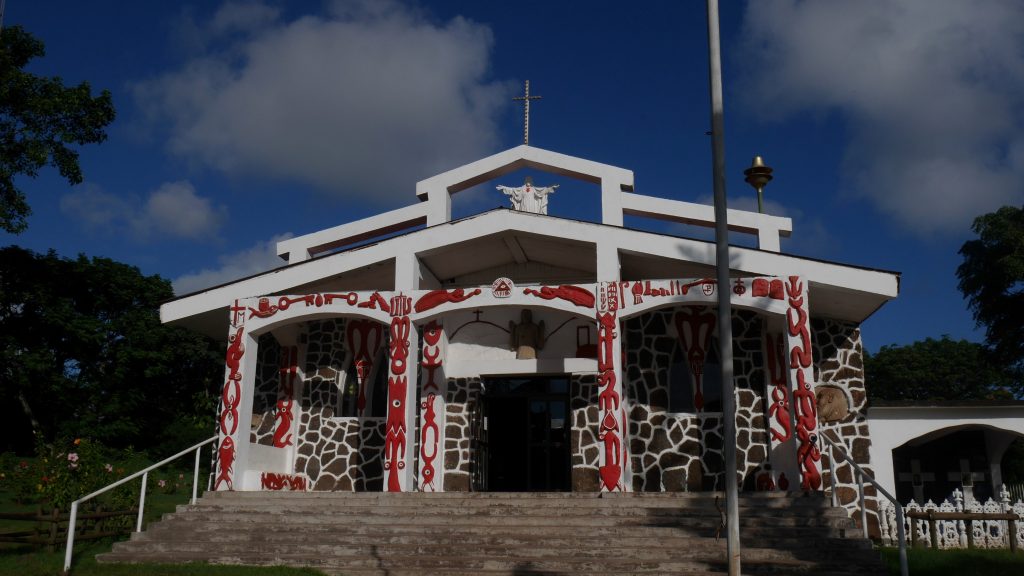 L'église d'Hanga Rua" width="640