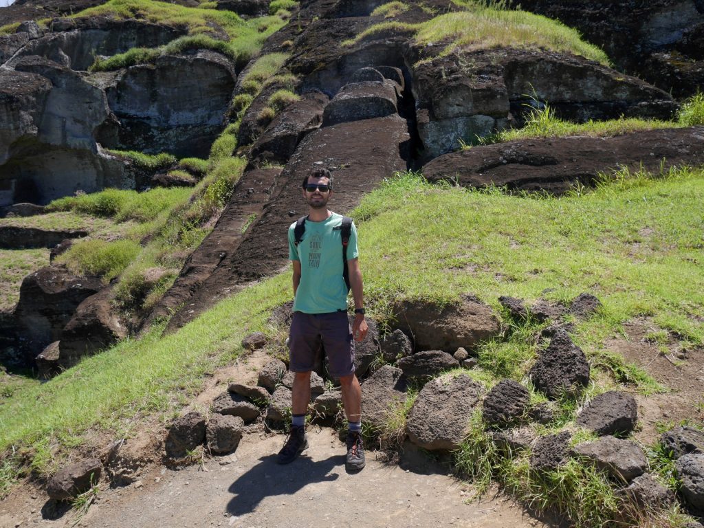 paques-j3-grand-moai-et-thomas