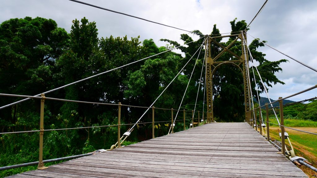 La passerelle Marguerite à La Foa