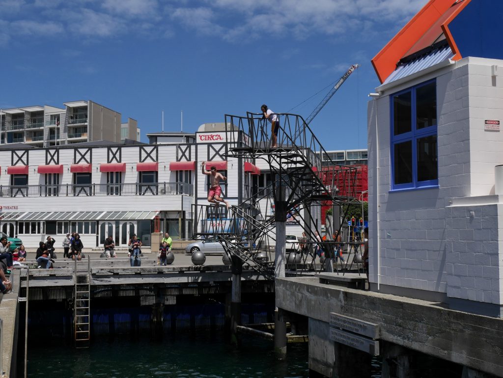 Plongeur en centre-ville