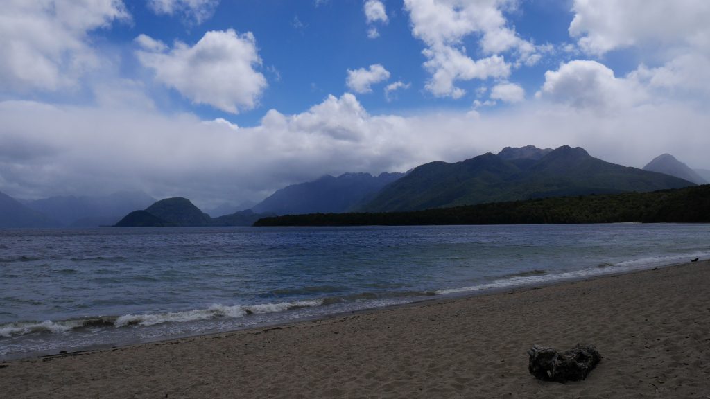 Le lac où nous nous arrêtons