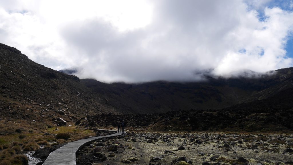 tongariro-crossing-5-boardwalk