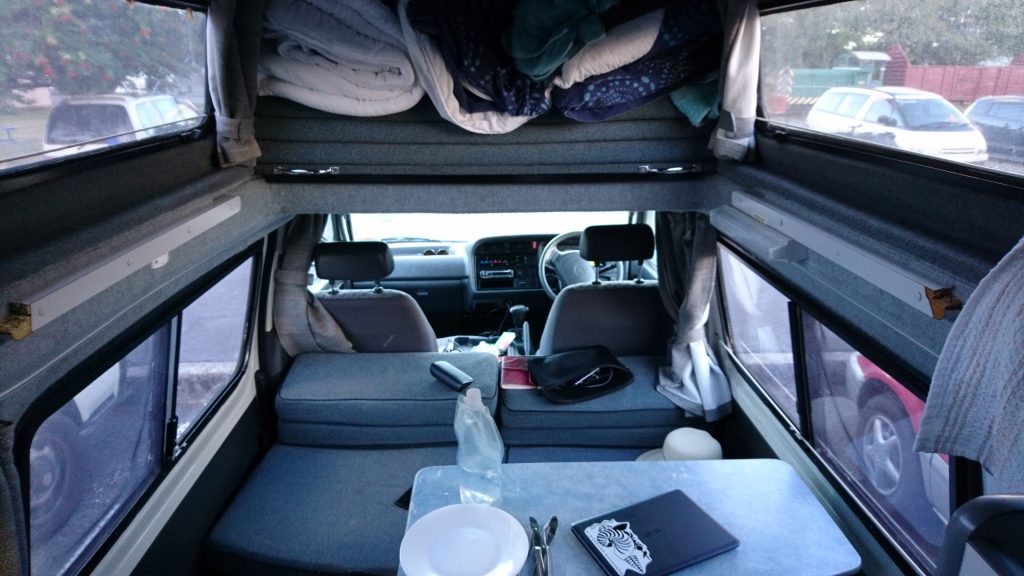 La salle à manger du van