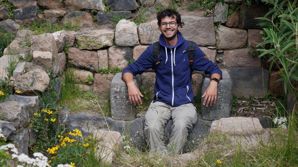 Thomas dans les bains