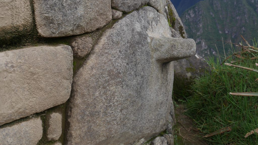 Système d'accroche pour déplacer les pierres