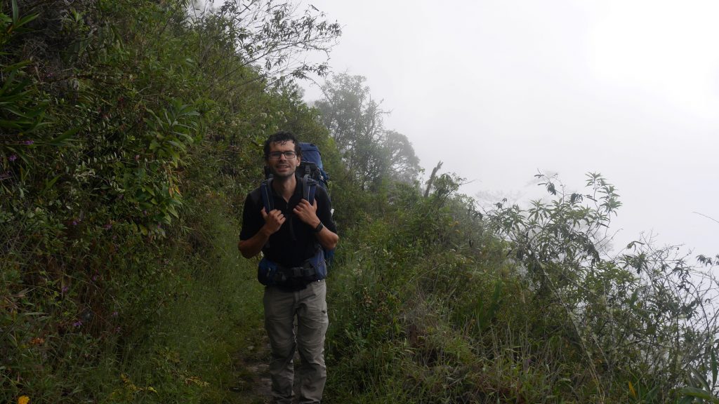 Bruine et chaleur... un régal en montée