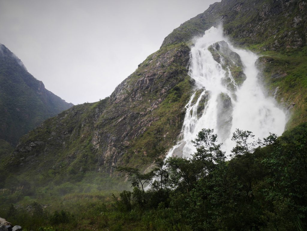 La cascade de la centrale électrique