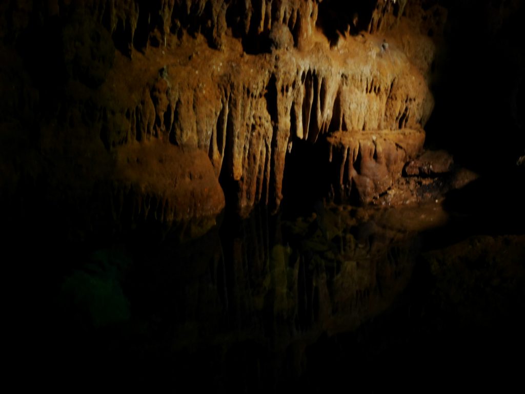 Grotte de la troisième : réflexion