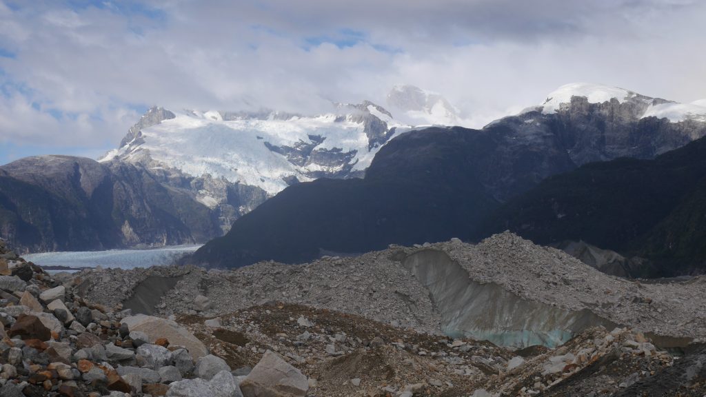 pto-rio-tranquilo-j2-debut-glacier